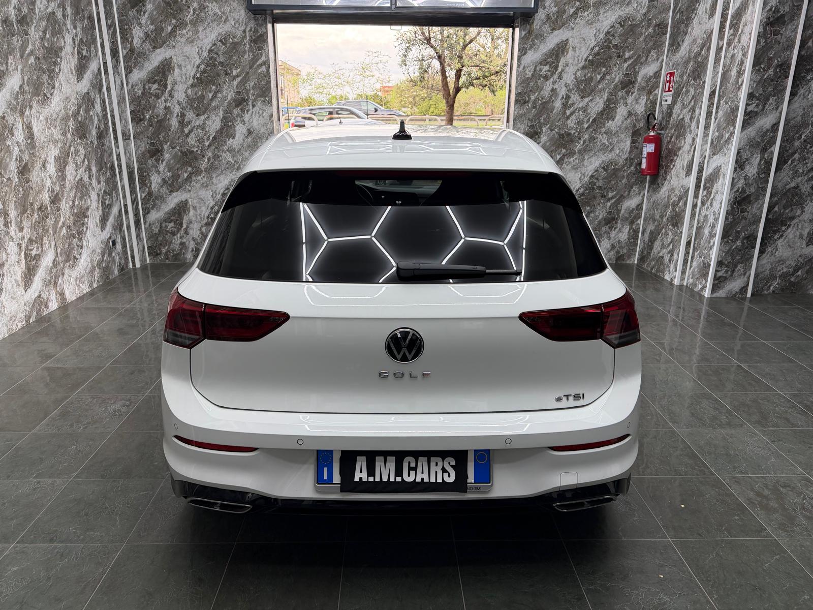 Volkswagen Golf 8 1.5 eTSI 150 CV EVO ACT DSG R-Line