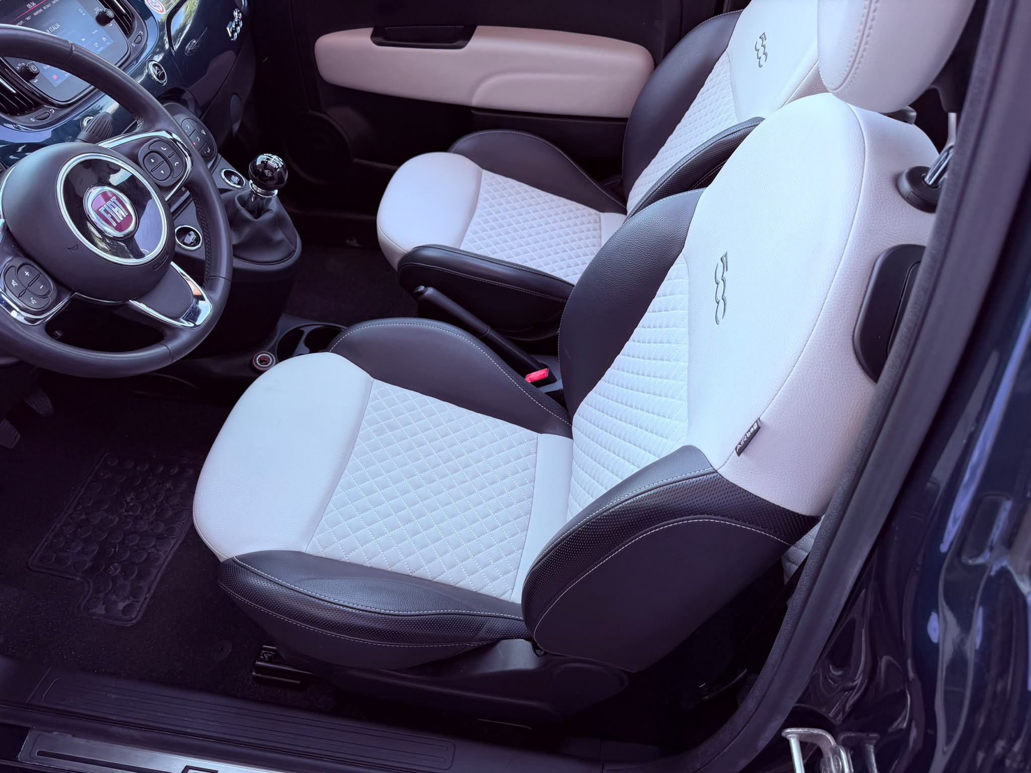 Fiat 500C 1.0 Hybrid Dolcevita Special Edition