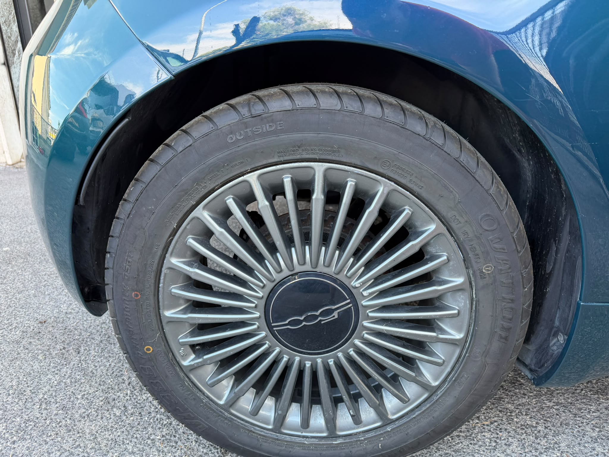 Fiat 500e Berlina 42 KWH La Prima