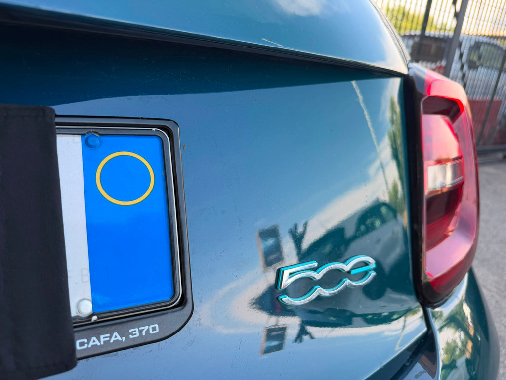 Fiat 500e Berlina 42 KWH La Prima