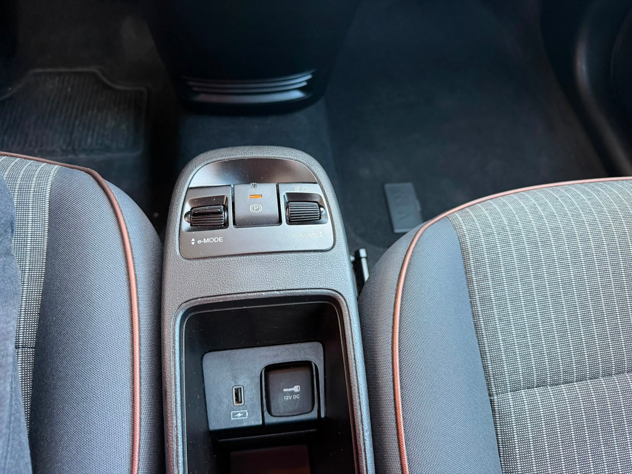 Fiat 500e Berlina 42 KWH La Prima