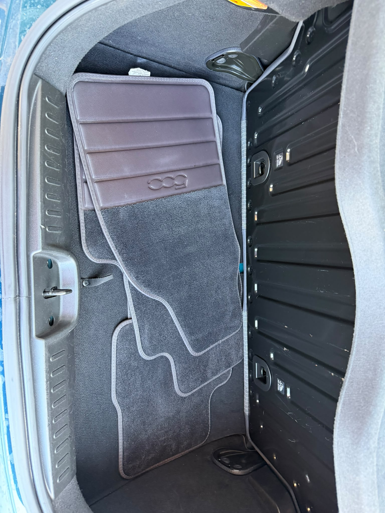 Fiat 500e Berlina 42 KWH La Prima