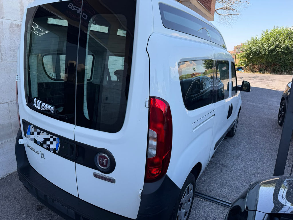 Fiat Doblò Combi Maxi XL Lounge 1.6 Mjt 120CV