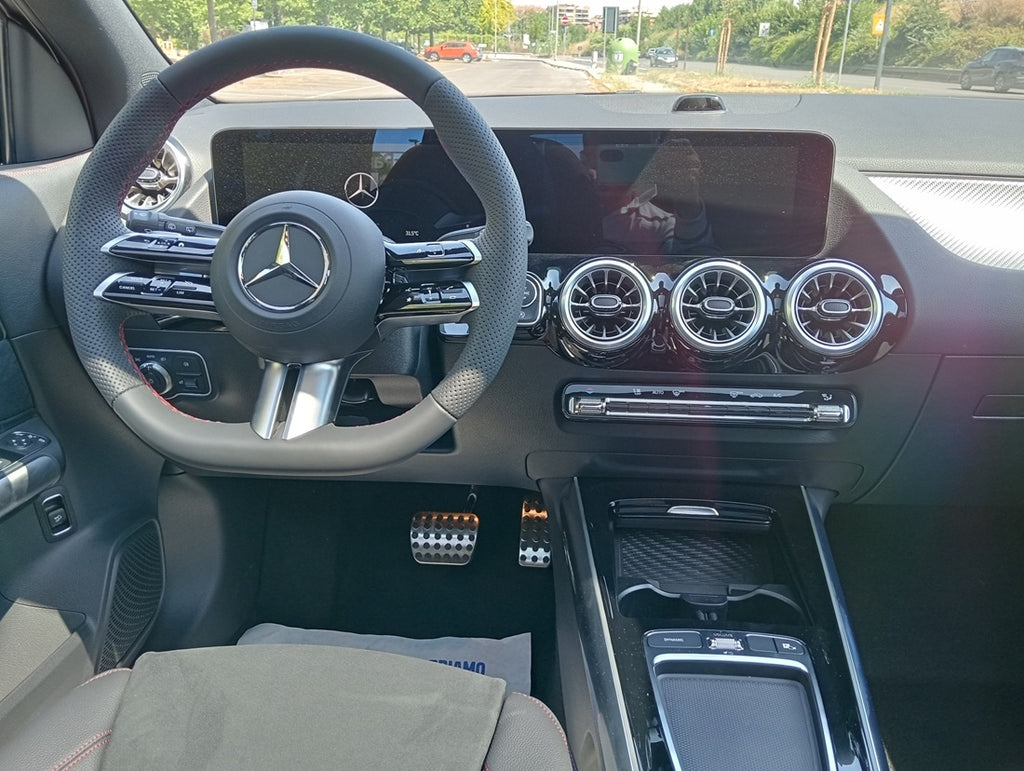 Mercedes-Benz GLA 200d Automatic 4Matic AMG Line Premium