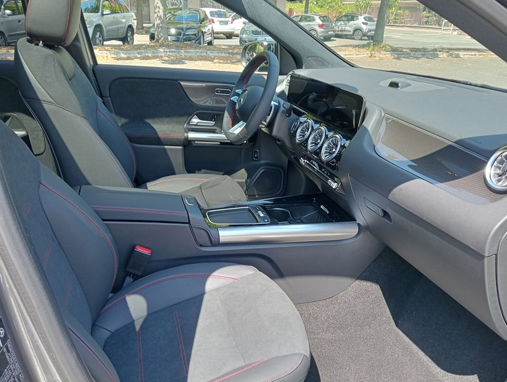 Mercedes-Benz GLA 200d Automatic 4Matic AMG Line Premium
