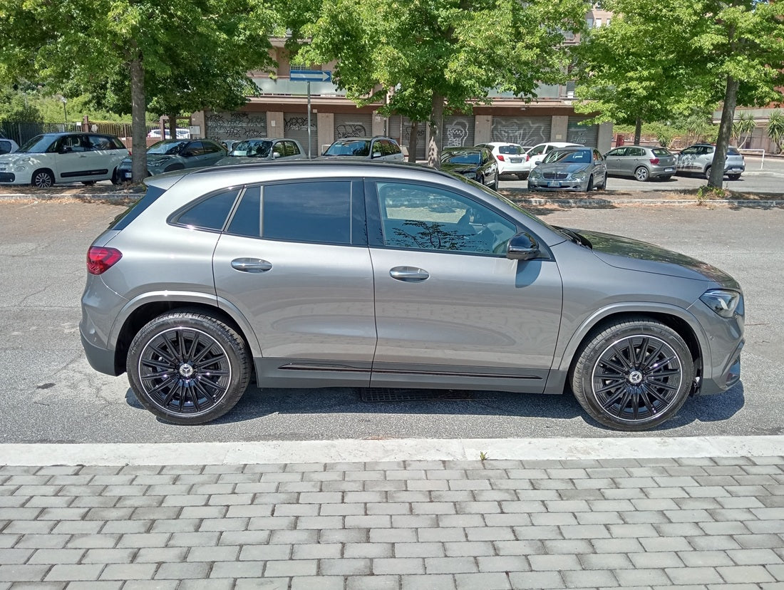 Mercedes-Benz GLA 200d Automatic 4Matic AMG Line Premium