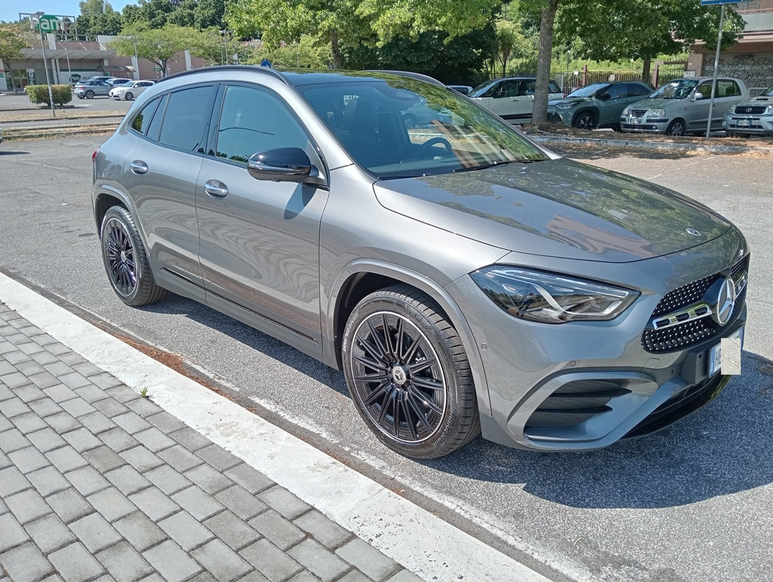Mercedes-Benz GLA 200d Automatic 4Matic AMG Line Premium